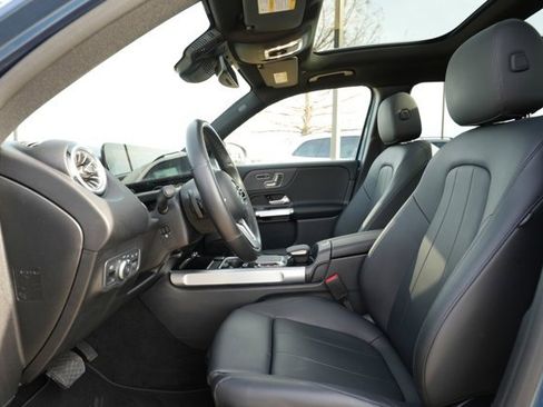 Certified 2023 Mercedes-Benz GLB 250 GLB 250 w/ Premium Package image 37