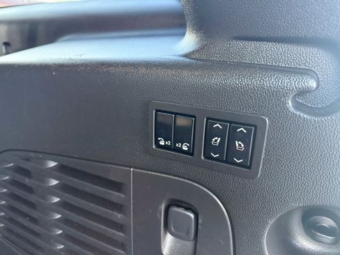 Used 2015 GMC Yukon XL Denali w/ Open Road Package image 14