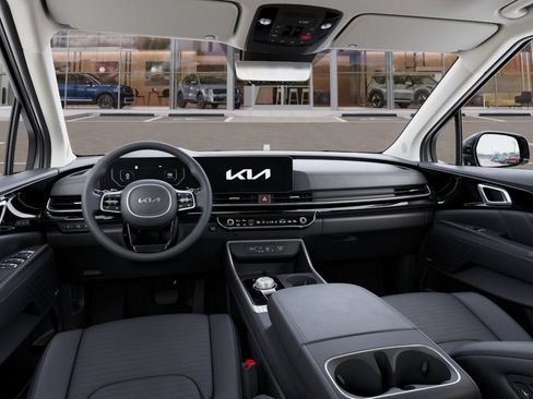 Used 2025 Kia Carnival SX Prestige FWD image 16