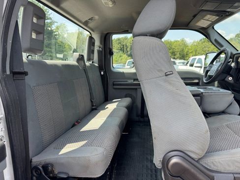Used 2015 Ford F250 XL w/ Snow Plow Prep Package AWD/4WD image 17