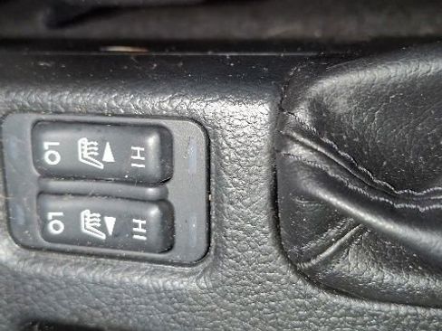 Used 2013 Subaru Crosstrek 2.0i Premium AWD/4WD image 22