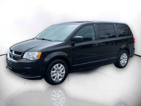 Used 2017 Dodge Grand Caravan SE w/ Power Window Group image 2
