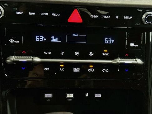 Used 2024 Kia Carnival SX FWD image 16