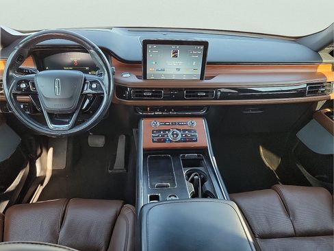 Used 2020 Lincoln Aviator Reserve w/ Equipment Group 202A AWD/4WD image 9