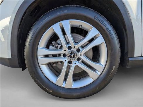 Used 2018 Mercedes-Benz GLA 250 4MATIC image 24