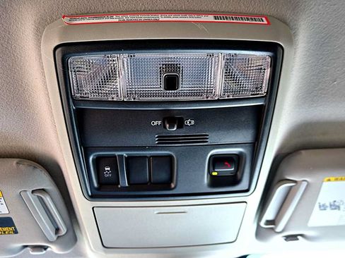 Used 2020 Toyota 4Runner SR5 RWD image 32