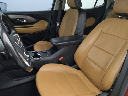 Used 2021 GMC Terrain SLT w/ Infotainment Package II FWD image 17