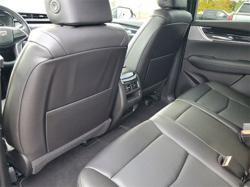 Used 2025 Cadillac XT5 Premium Luxury image 25