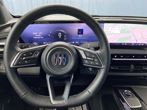 Used 2025 Buick Enclave Sport Touring image 20