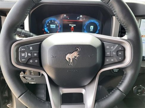 New 2025 Ford Bronco Outer Banks image 3