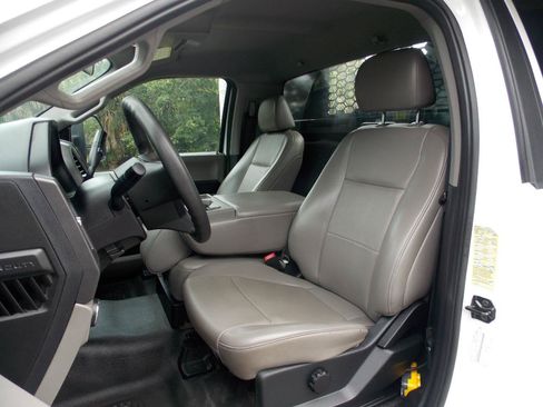 Used 2021 Ford F350 XL RWD image 2