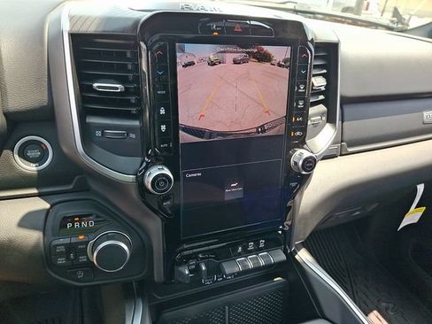 New 2026 RAM 1500 Big Horn AWD/4WD image 13