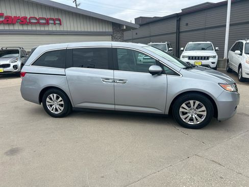 Used 2016 Honda Odyssey EX-L image 2