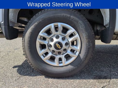 Used 2025 Chevrolet Silverado 2500 LT w/ Convenience Package image 25