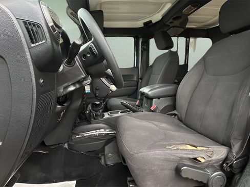Used 2017 Jeep Wrangler Unlimited Sport AWD/4WD image 15