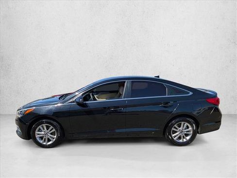 Used 2017 Hyundai Sonata SE FWD image 7