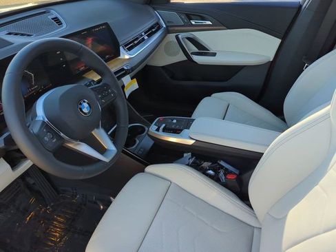 New 2026 BMW X1 xDrive28i w/ Technology Package image 16