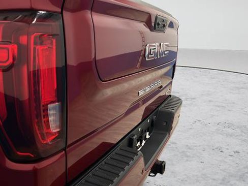 Used 2022 GMC Sierra 1500 AT4 w/ AT4 Premium Package image 38