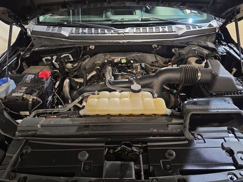 Used 2020 Ford F150 XL w/ Equipment Group 101A Mid AWD/4WD image 17