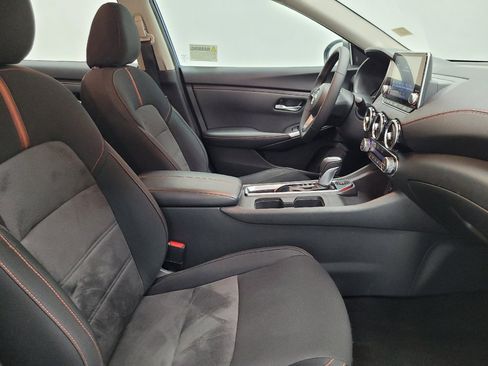 Used 2025 Nissan Sentra SR image 21