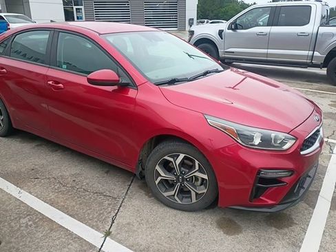 Used 2020 Kia Forte LXS FWD image 7