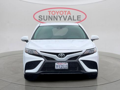 Used 2023 Toyota Camry SE image 11