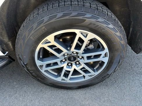 Certified 2025 Ford Expedition Active AWD/4WD image 11