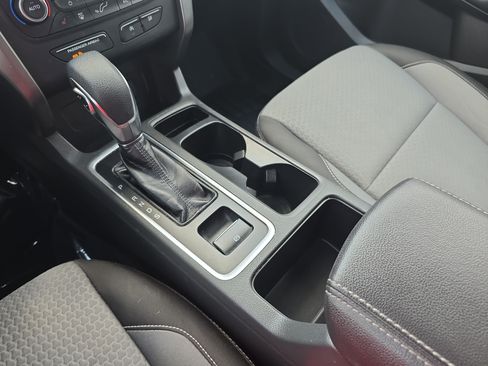 Used 2018 Ford Escape SE w/ SE Sync 3 Package AWD/4WD image 23