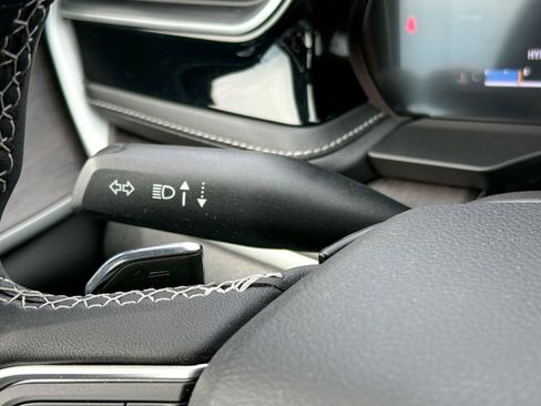 Used 2023 Jeep Grand Cherokee 30th Anniversary image 32