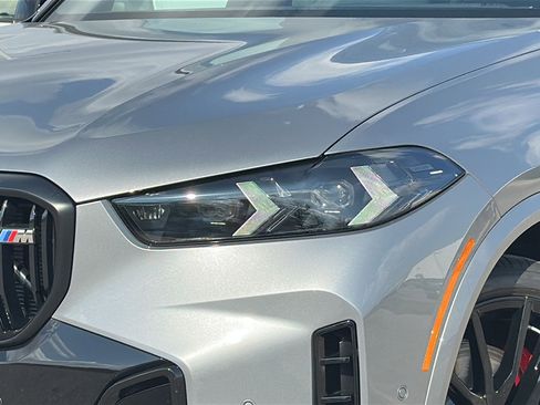 New 2026 BMW X5 M60i image 4