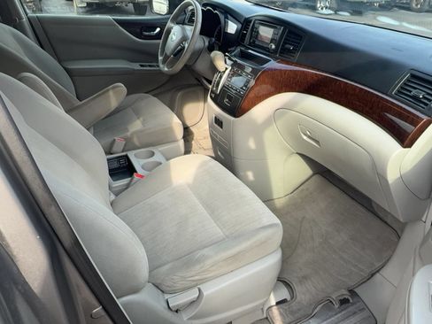 Used 2011 Nissan Quest SV FWD image 14