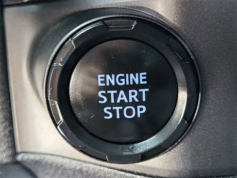 Used 2019 Toyota Tacoma 4x4 Double Cab image 17