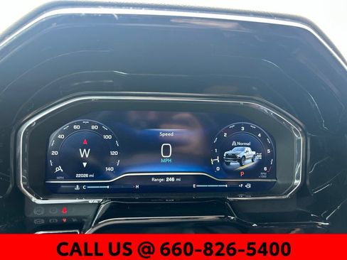Used 2024 Chevrolet Silverado 1500 ZR2 w/ Technology Package AWD/4WD image 25