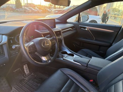 Used 2022 Lexus RX 450h F Sport image 2