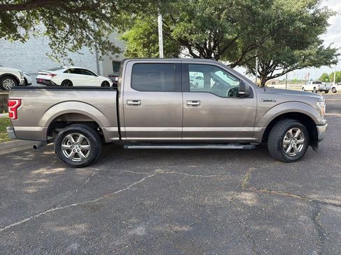 Used 2020 Ford F150 XLT w/ Equipment Group 302A Luxury image 2