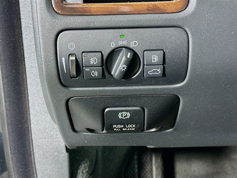 Used 2012 Volvo S80 3.2 image 16