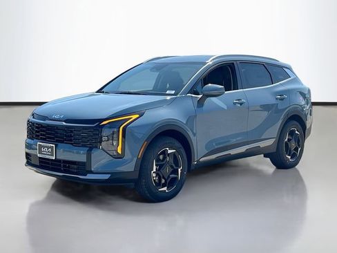 New 2026 Kia Sportage EX AWD/4WD image 3