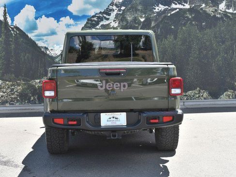 Used 2023 Jeep Gladiator Rubicon w/ Cold Weather Group AWD/4WD image 10