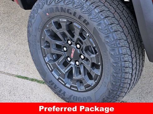 New 2026 GMC Canyon Elevation w/ Convenience Package image 11