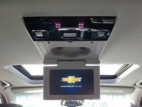 Used 2017 Chevrolet Tahoe LT w/ LT Signature Package image 28