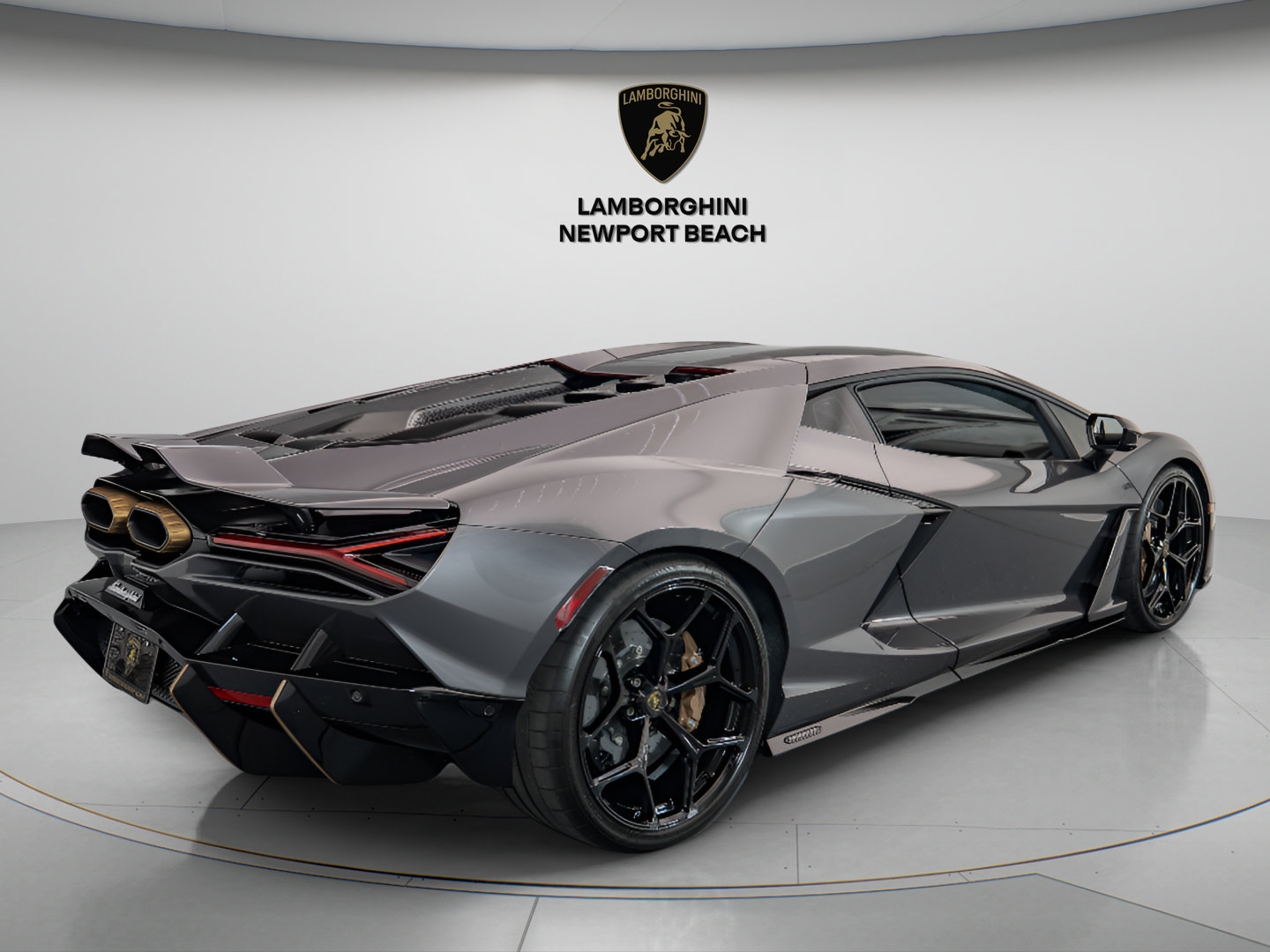 Used 2026 Lamborghini Revuelto AWD/4WD image 6