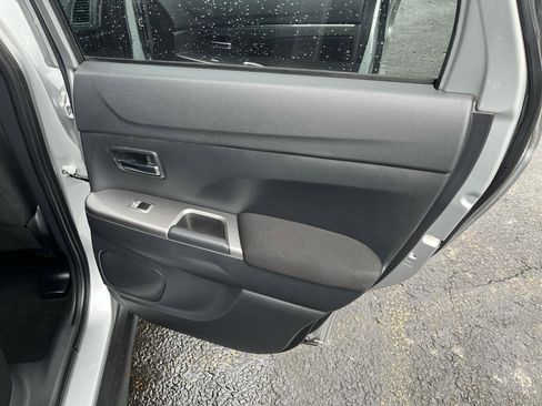 Used 2018 Mitsubishi Outlander Sport ES image 31