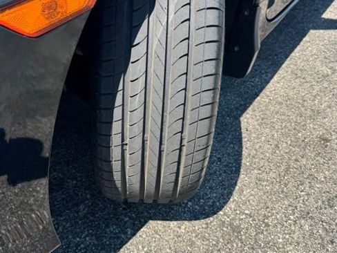 Used 2018 Honda Civic LX-P image 2