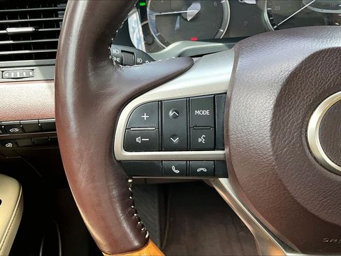 Used 2019 Lexus RX 350L FWD image 22