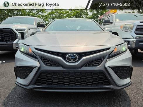 Used 2024 Toyota Camry SE FWD image 2