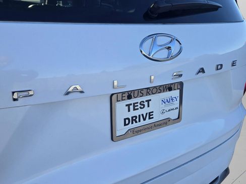 Used 2022 Hyundai Palisade Calligraphy image 35