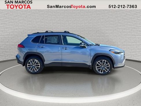 New 2026 Toyota Corolla Cross XLE image 4