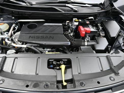 Used 2025 Nissan Rogue SV FWD image 19