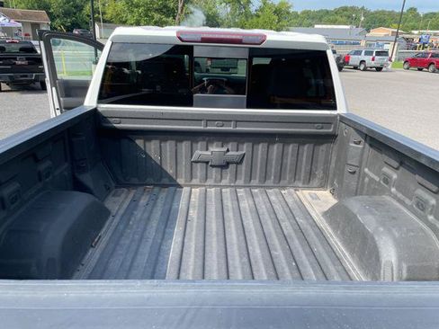 Used 2019 Chevrolet Silverado 1500 LTZ AWD/4WD image 30