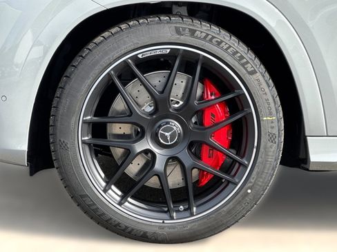 New 2026 Mercedes-Benz GLE 63 AMG S image 12